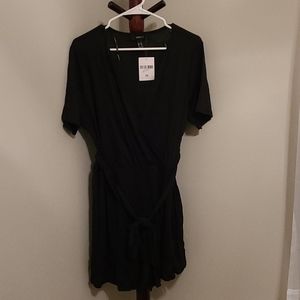 NWT F21+ Black Romper